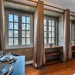 Open The Window And Feel The Historic * Oporto